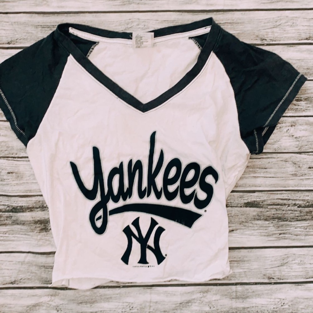 Yankee’s vintage crop top